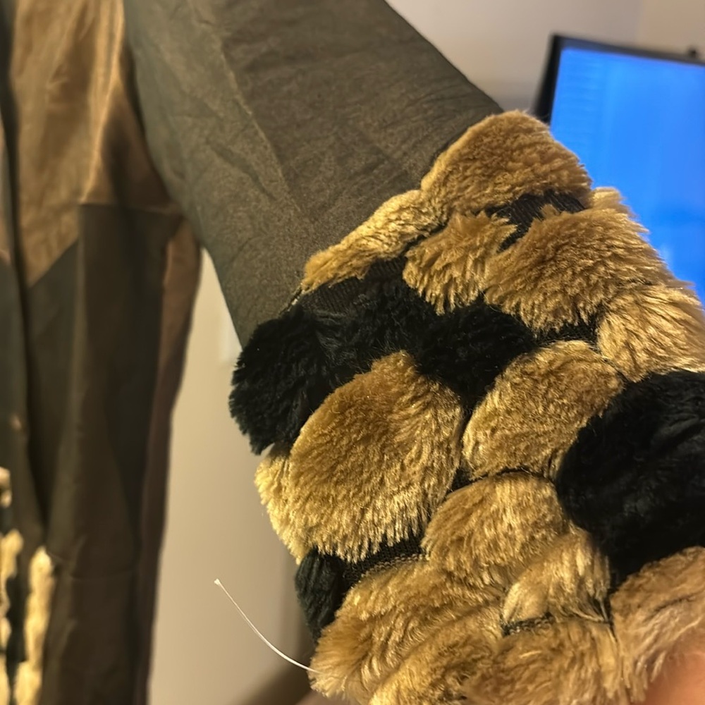 Faux Fur Trimmed Jacket